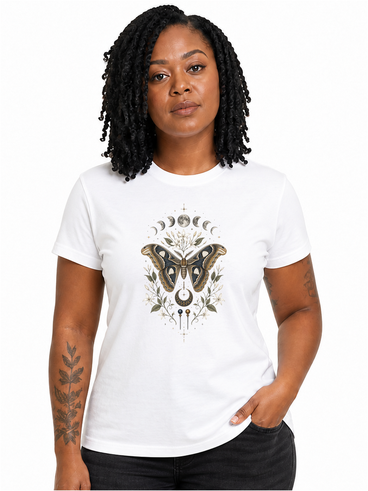 Cabinet de curiosités naturaliste | CCN-01 | Femme | Blanc | Porte | Recto | Éclipse Lunaire